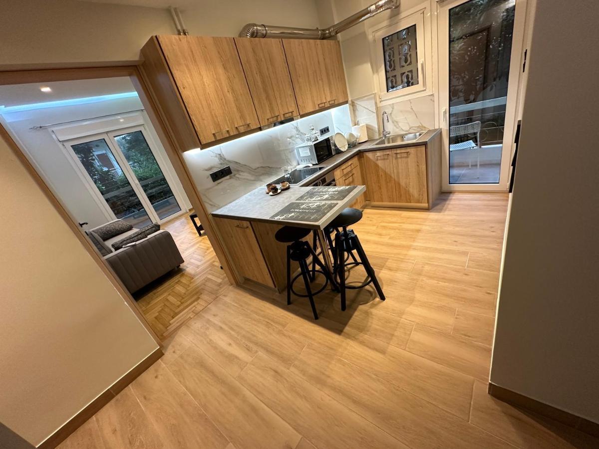 Vasilis Luxury Apartment Atene Esterno foto